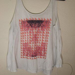 Flowy White Tank Top Pink Summer Design
